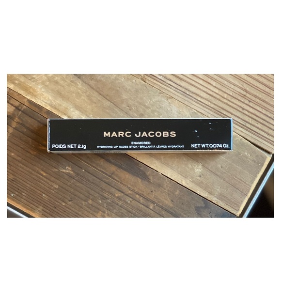 Marc Jacobs • Enamored • “Dancing Sheen” - Picture 2 of 7